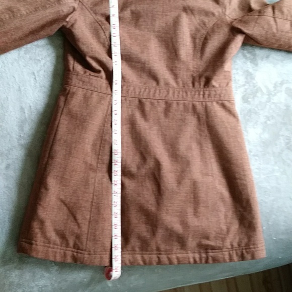 North Face primaloft jacket. - Picture 9 of 16